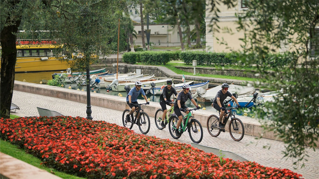 CUBE AIM PRO FE SLATEBLACK N BLACK 2026