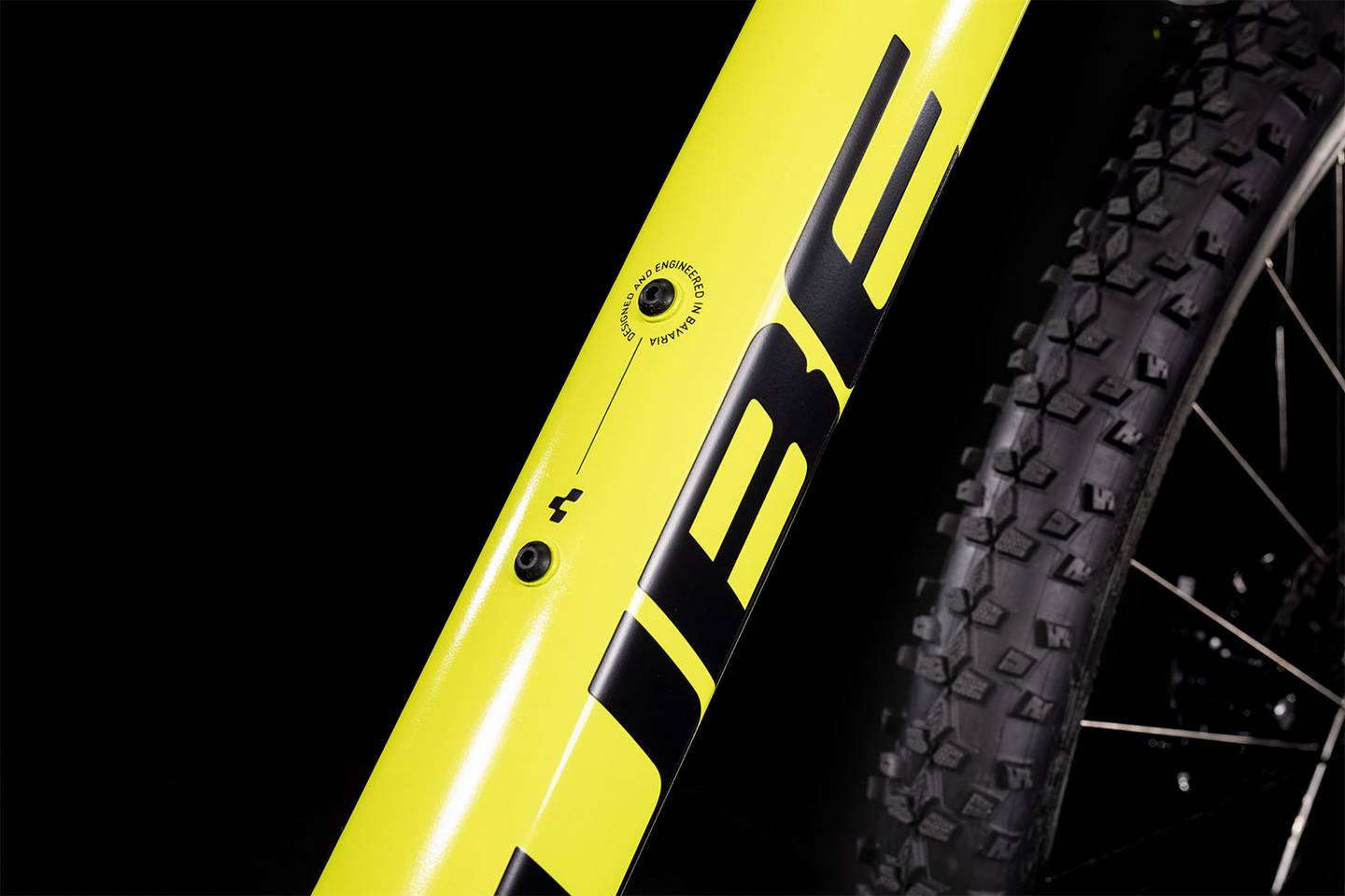 cube aim green moss 2023