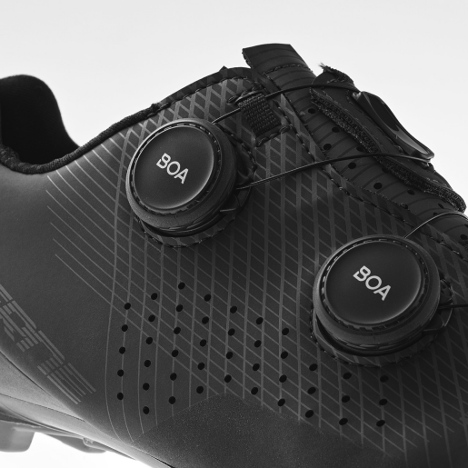 Gaerne Carbon G.DARE – maksimalna snaga, potpuna kontrola