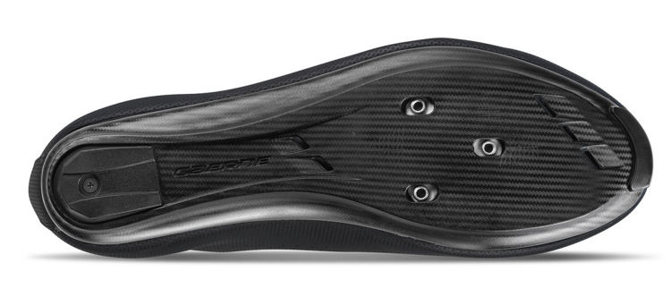 Cestovne cipele s BOA® L6 i karbon potplatom